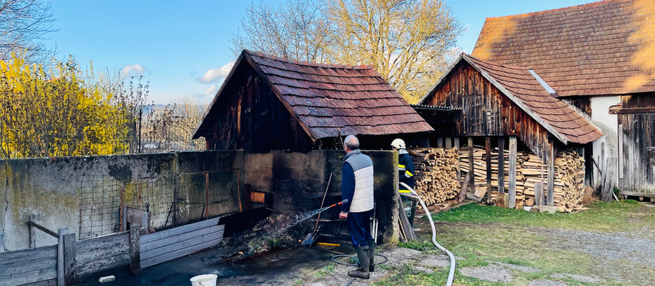 28.03.2023 - B2 Schuppenbrand klein