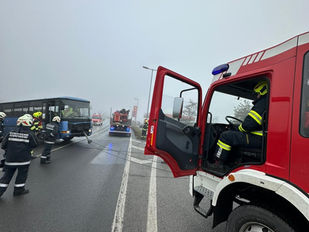 20.12.2025 – T1 Bus im Graben