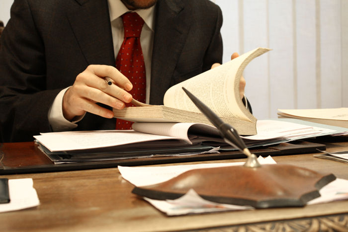 CONFIANÇA E DEDICAÇÃO COM O CLIENTE