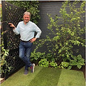 black-fence-paint-alan-titchmarsh.jpg