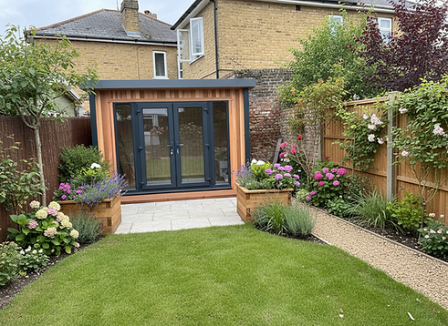 garden pod in London.png