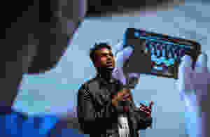 Silas Adekunle addressing ATOMS 2017 in Paris.