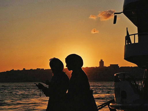 What Is CoNavigation? A Vital Service for DeafBlind Individuals in Virginia