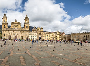 Plaza_Bolivar (2).jpg