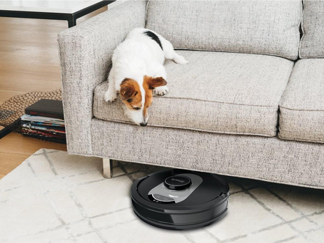 Can vacuum cleaners damage carpets?