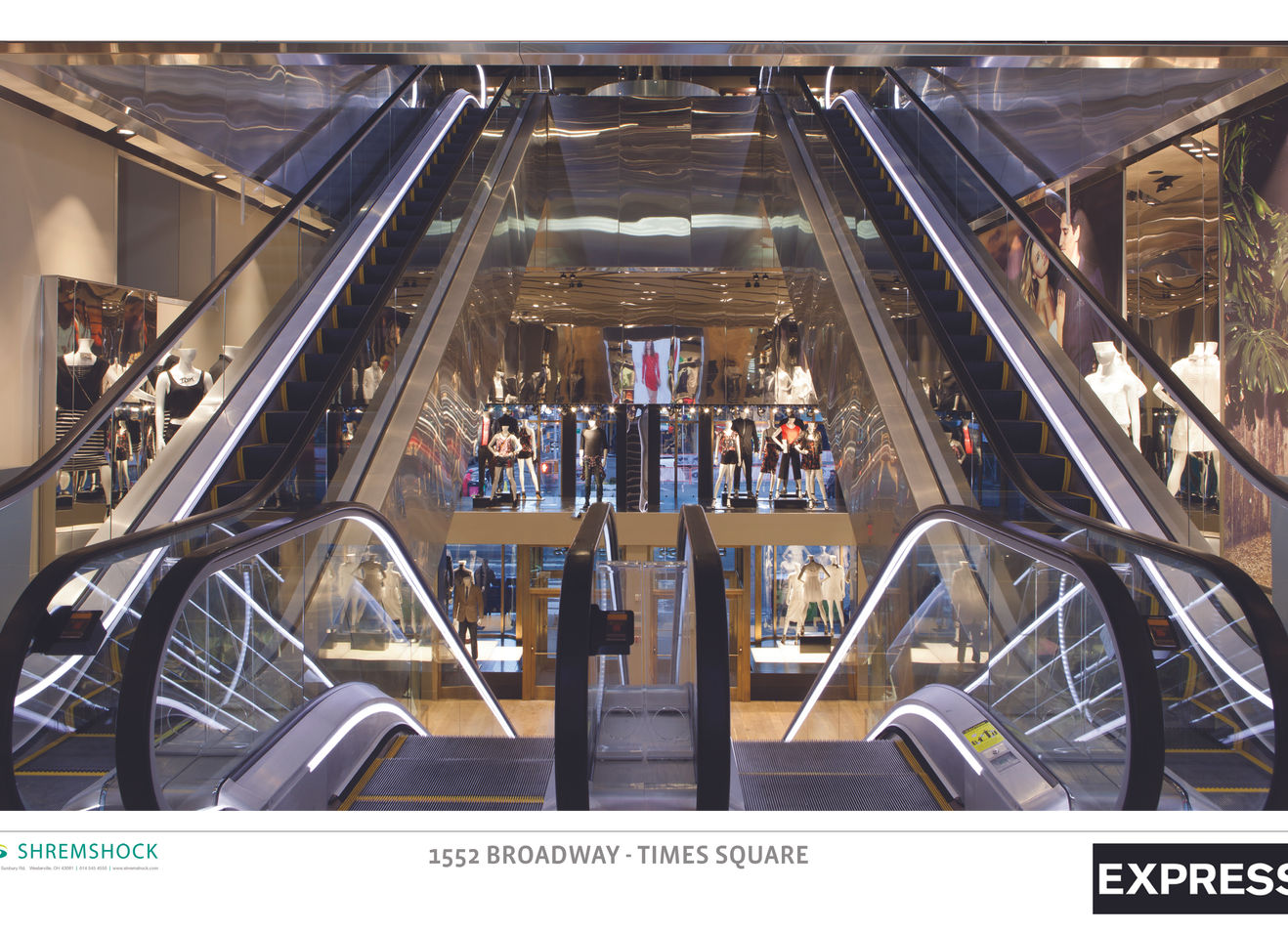 EXPRESS- Times Square 05.jpg