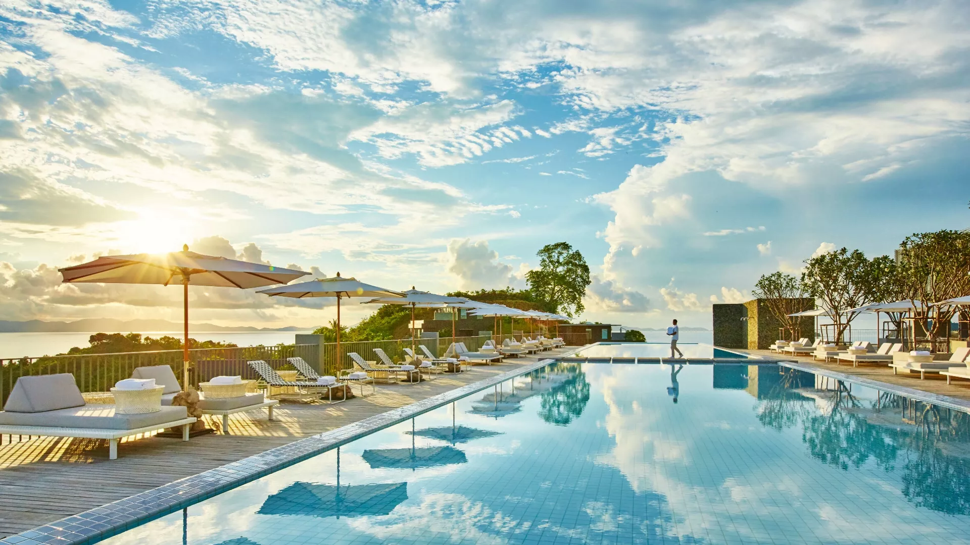 Como hotel's swimming pool