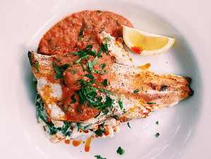 Poisson du jour sauce Romesco - La Chouette Virée