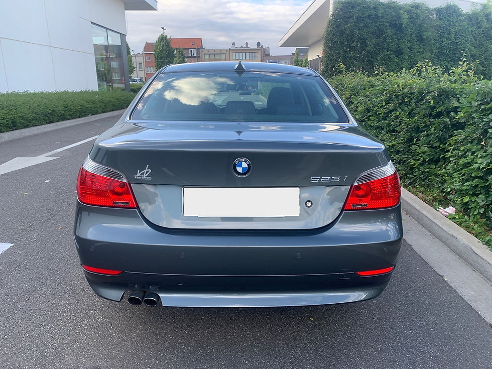 Thumbnail: BMW 523i