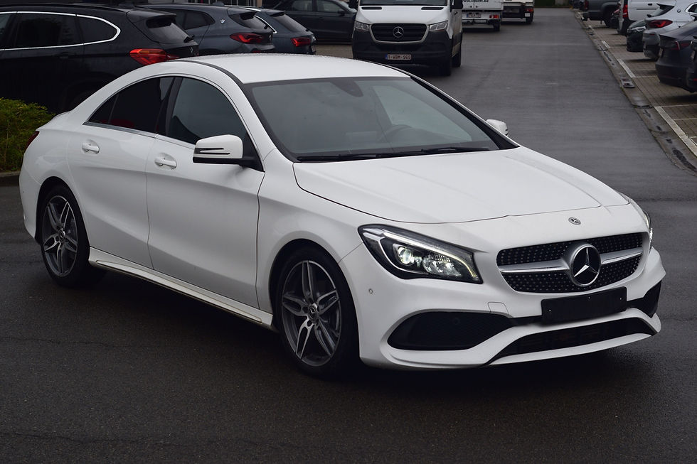 Miniature : Mercedes-Benz CLA 200 Cdi Business Solution AMG