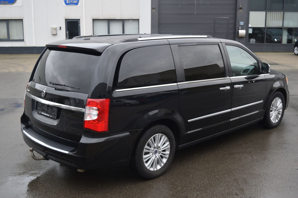 Thumbnail: Lancia Voyager 2.8 CRD Platinum