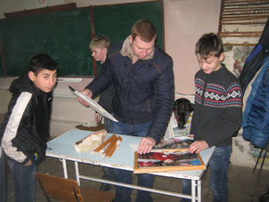 До жіночого свята