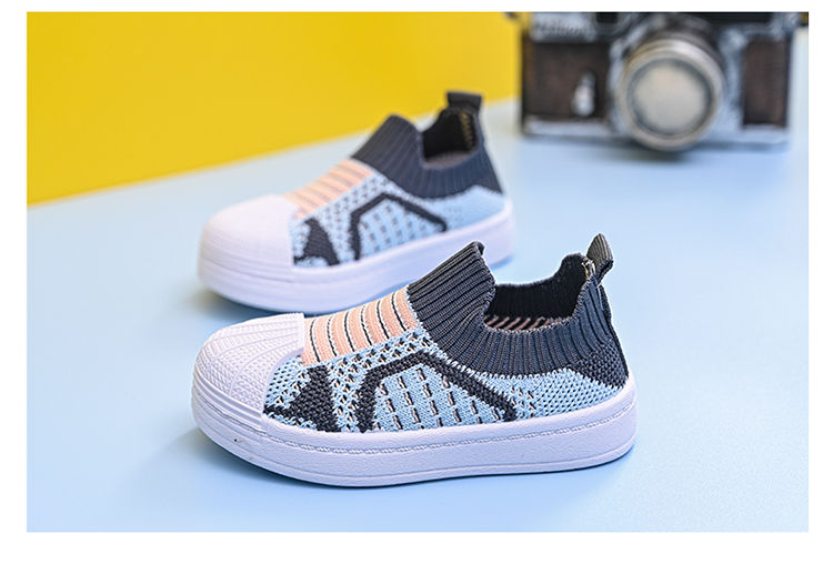 ABSTRACT SLIP ON SHOES - GREY