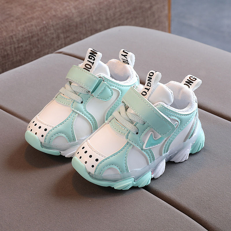 DUAL COLOUR DOTTED SPORTS SHOES - GREEN