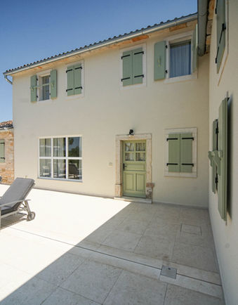 Ad finem vilae house sun deck