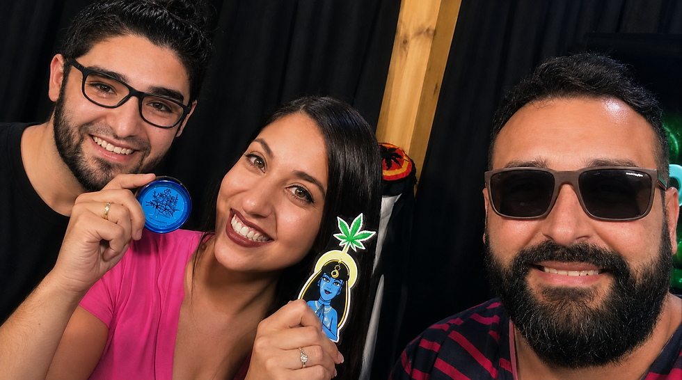 Ricardo Carvajal Cortés, Maya Pixelskaya y Kaco Forns