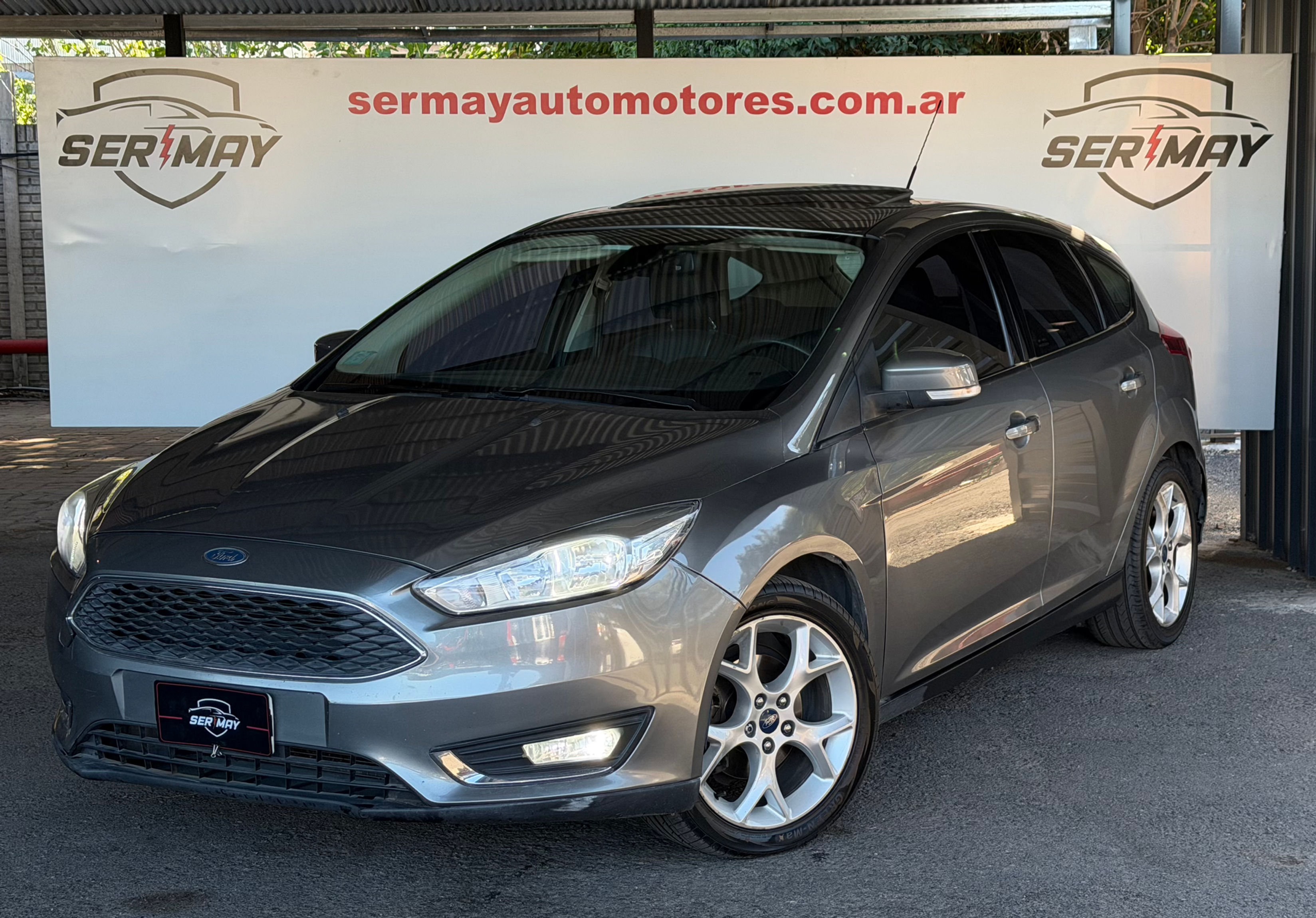 Ford Focus Se Plus At6 2015