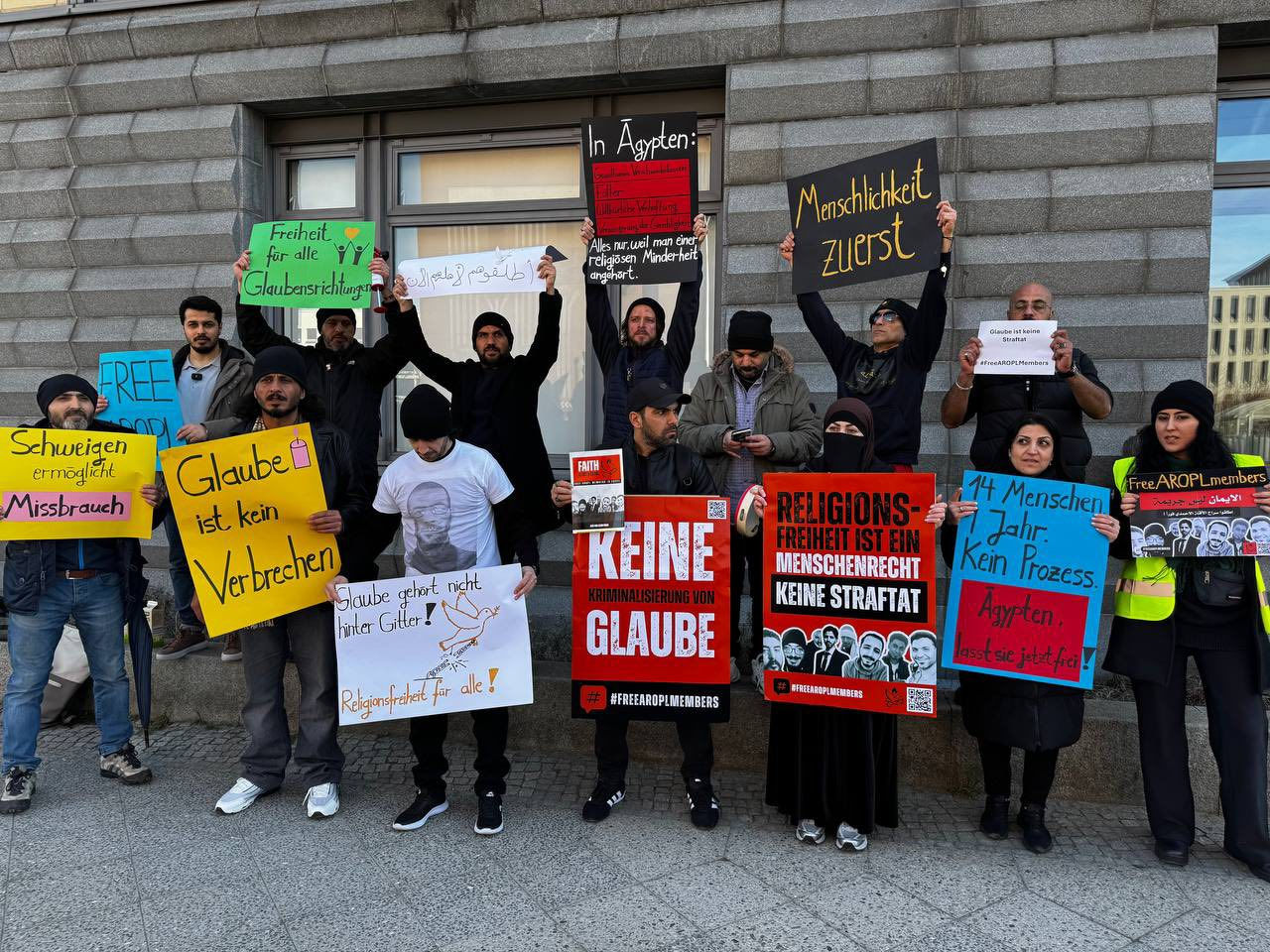 Believers protest outside Egyptian Embassy in Germany