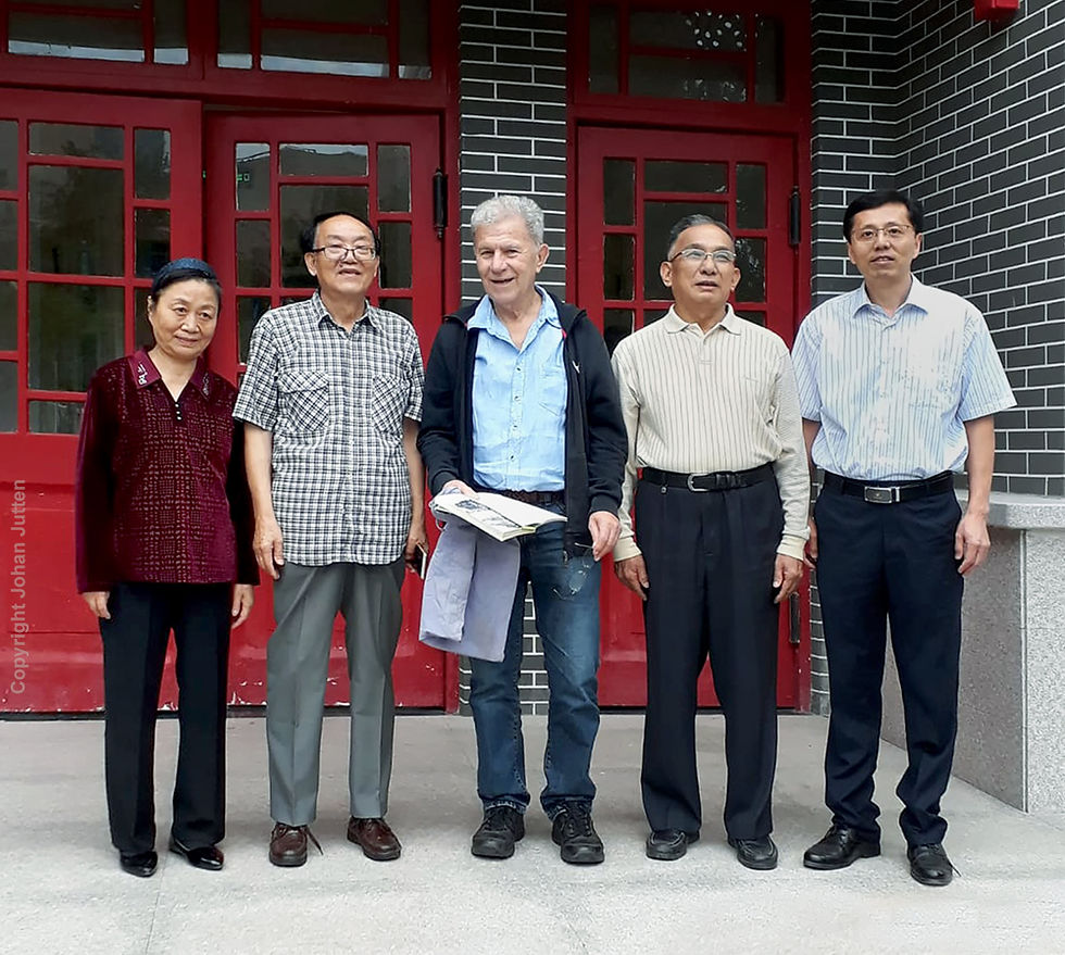 Johan Jutten en oud-studenten