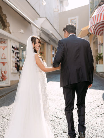 romantic destination wedding in Capri – wedding couple