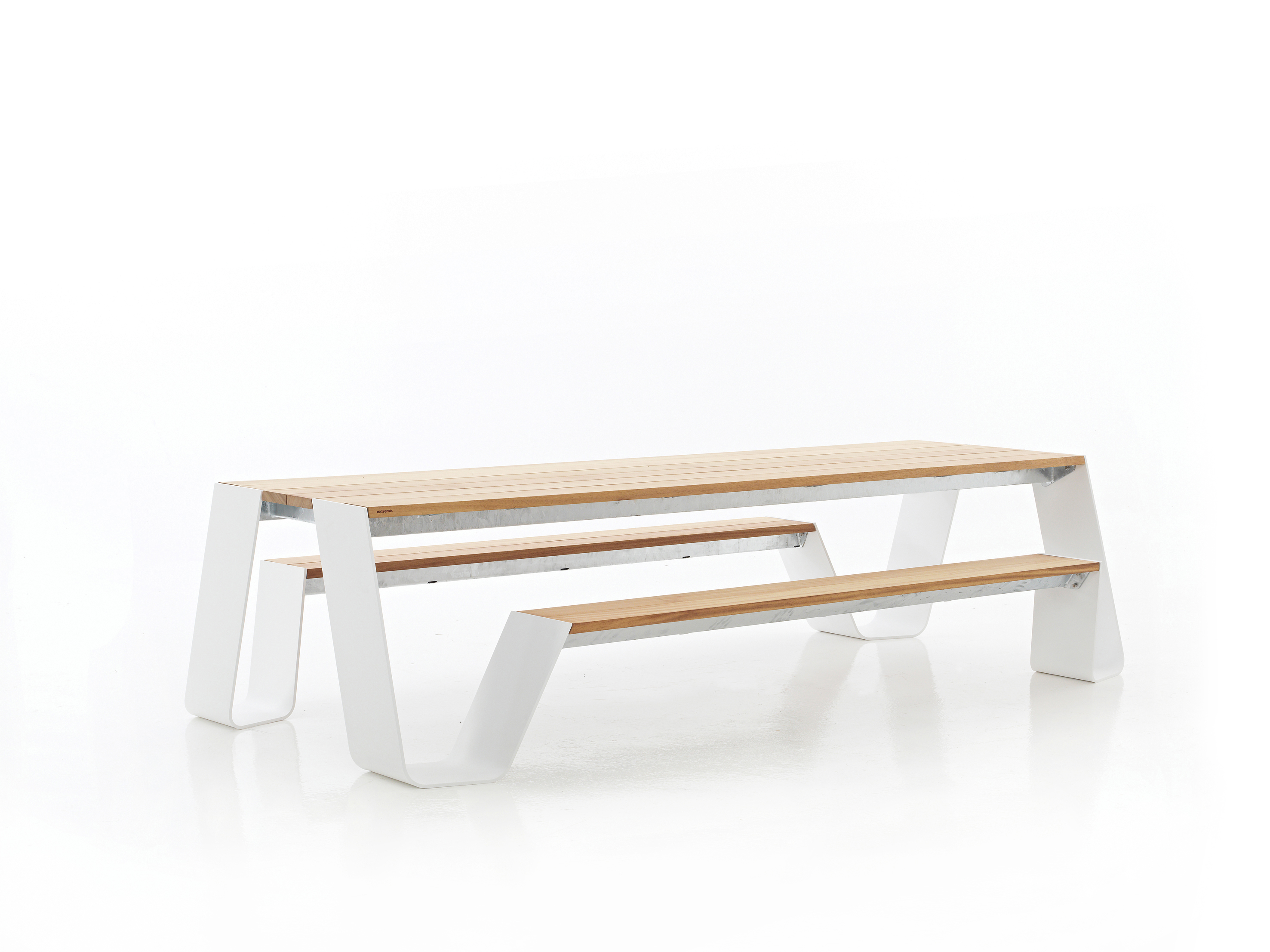 EXTREMIS-HopperTable-2