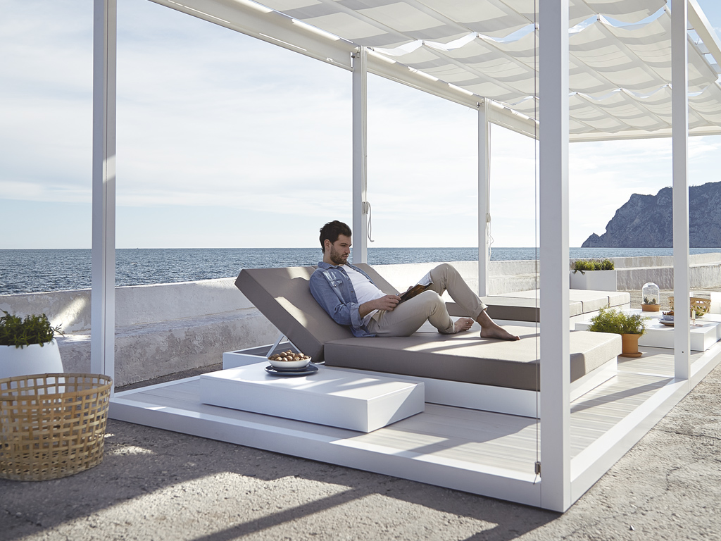 chill-espacios-exteriores-y-muebles-de-exterior-de-diseno-slider