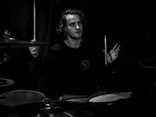 Studio Sesh - Adam Mcbeth