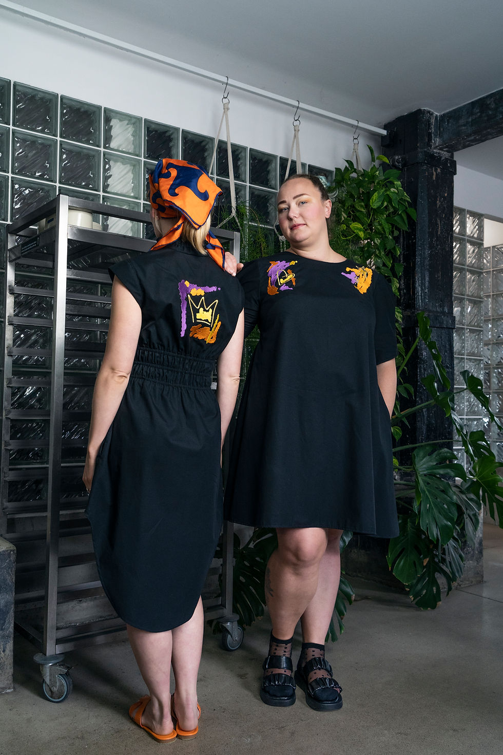 Miniatura: Vaisted dress DAILY REMINDER
