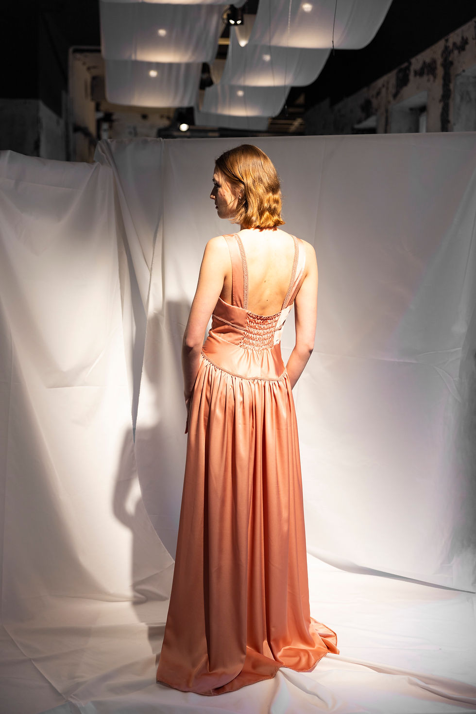 Miniatura: SATIN DRESS