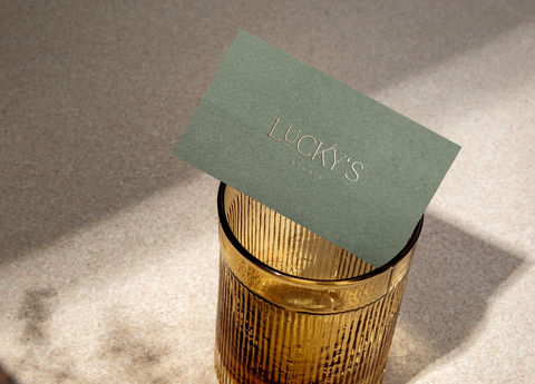 Vizitka pro kosmetické studio, permanentní make-up