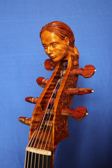 Mujer amazona - Detalle viola da gamba de siete órdenes