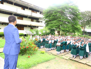 WAZIRI JAFO ATAKA UJENZI WA RUVU SEKONDARI UWE WA HARAKA NA VIWANGO