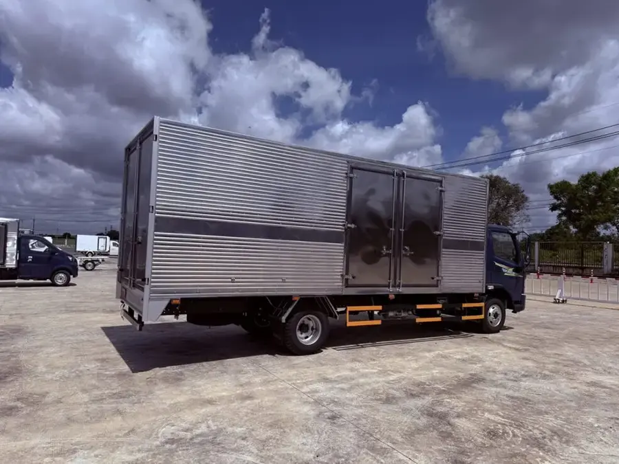 Xe tải 1.9 tấn thùng dài là giải pháp tối ưu cho hàng cồng kềnh