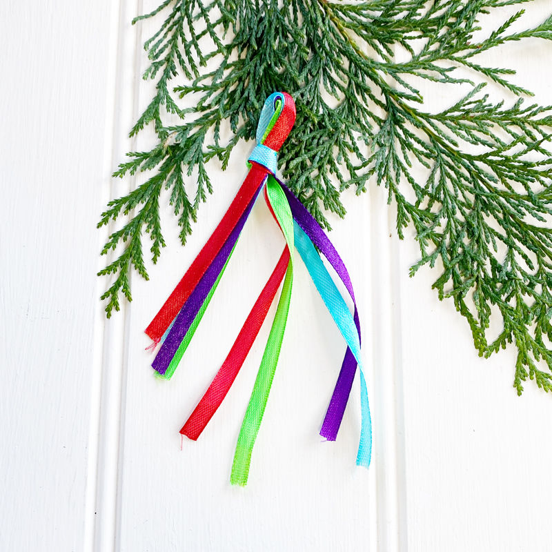Thumbnail: Bookmark Wooden Shape Embroidery Kit