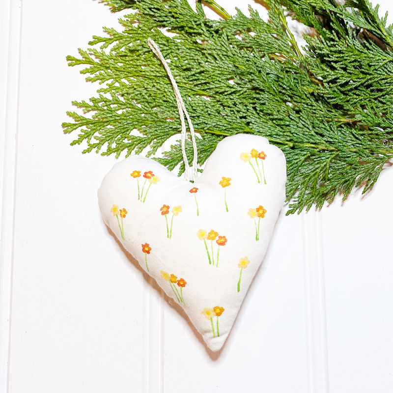 Thumbnail: Hanging Padded Heart - Meadow Flowers