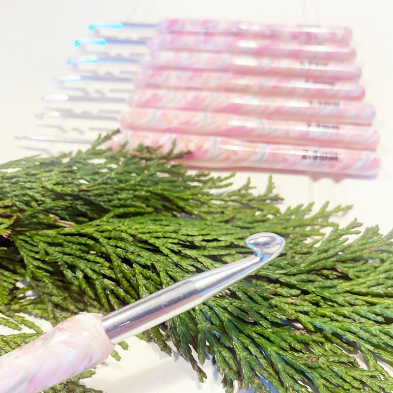 Thumbnail: Pretty Crochet Hooks - set of 8