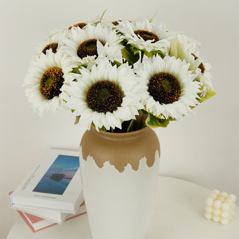 Thumbnail: 5PCS Vintage Simulated Sunflowers - Artificial Flowers for Home & Wedding Decor