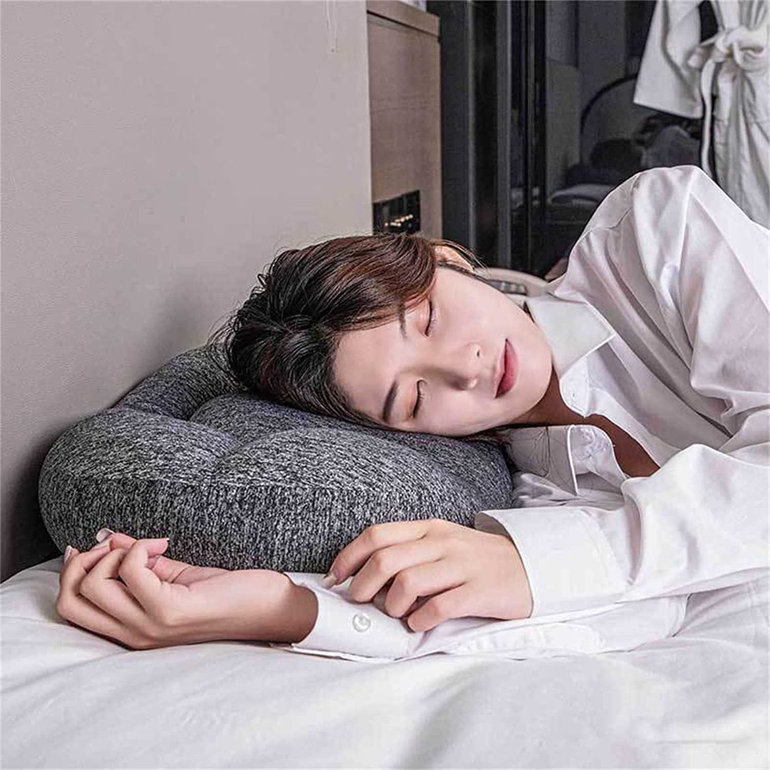 Deep Sleep Pillow All-Round Clouds Soft Bed Pillow Nursing Pillow