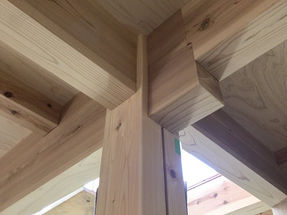 間もなく完成します。大黒柱のある家。