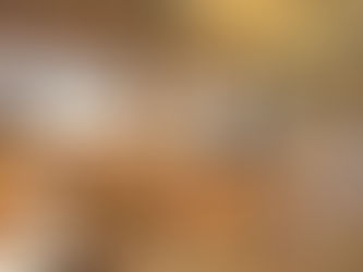 作業場での自社大工による加工風景／次の建て方に向けて