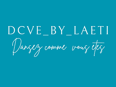 Copie de Copie de Black White Minimalist Calligraphy Flourish Designer Logo_20260724_213721_0000.png