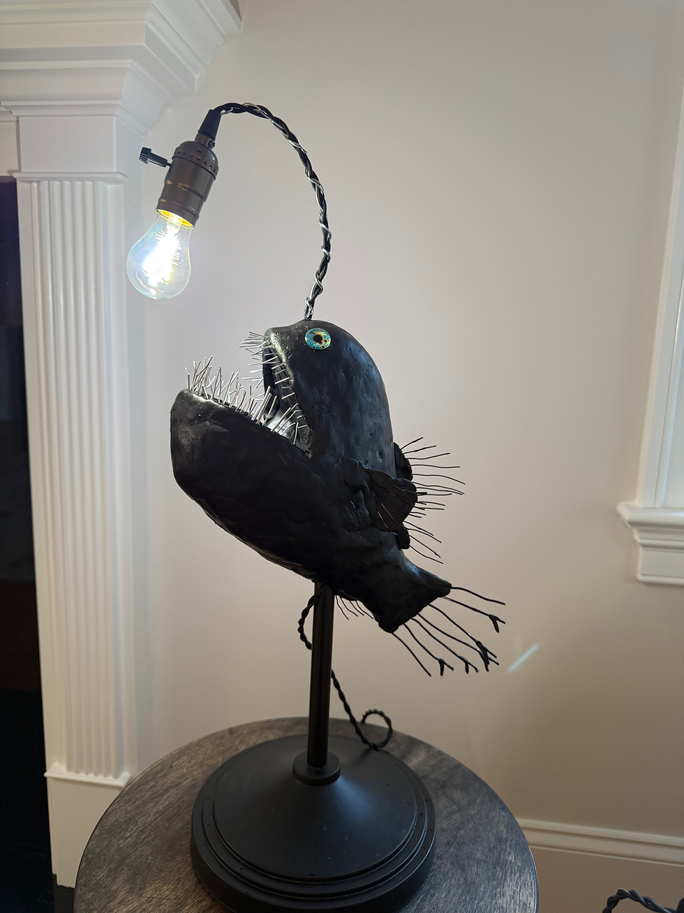 Thumbnail: “Lucifer” Anglerfish lamp 