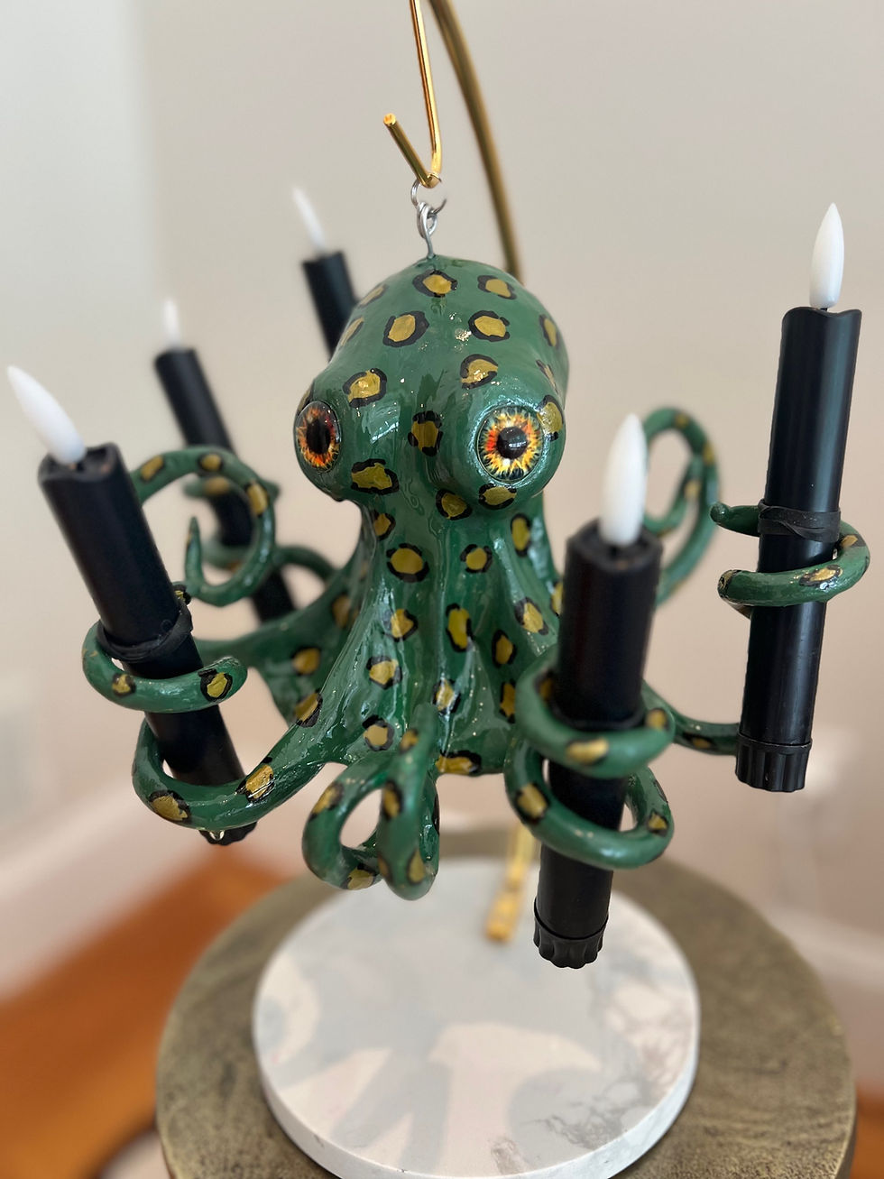 Thumbnail: Tabletop ChandePuss ™️ Lamp