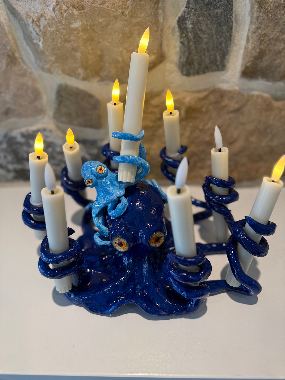 Thumbnail: Menorah Puss