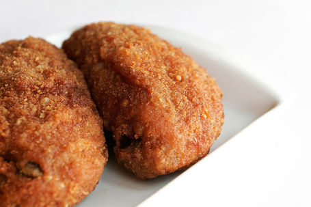 チキンナゲットのカロリーと栄養素と筋トレ|バルクアップ・ダイエットでの筋肉との関係