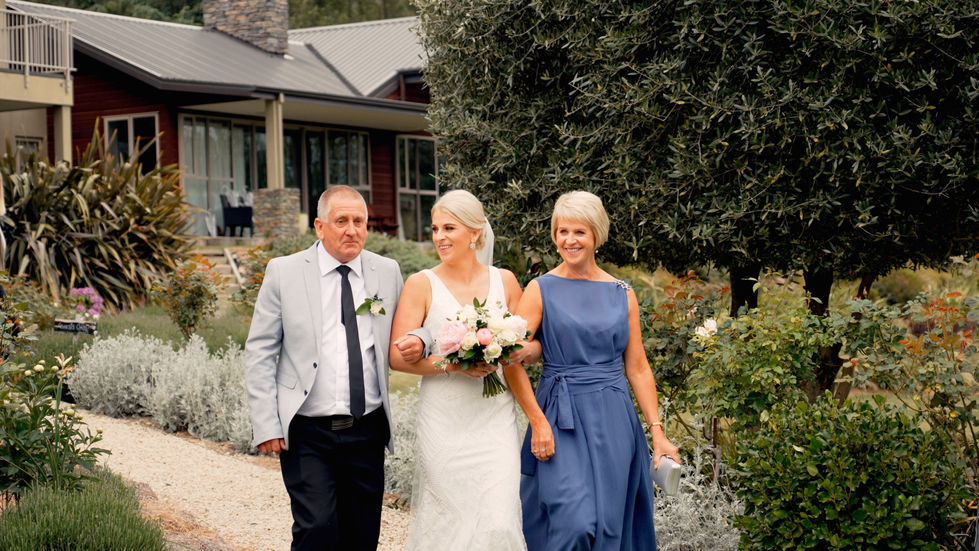 Studio 300 wedding photos Sean & Katelin (Amuri Estate, Hurunui)20