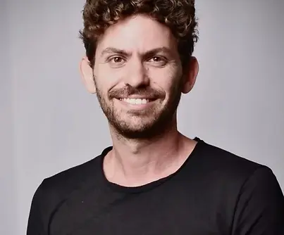 Yair Perry - Cnaan.webp