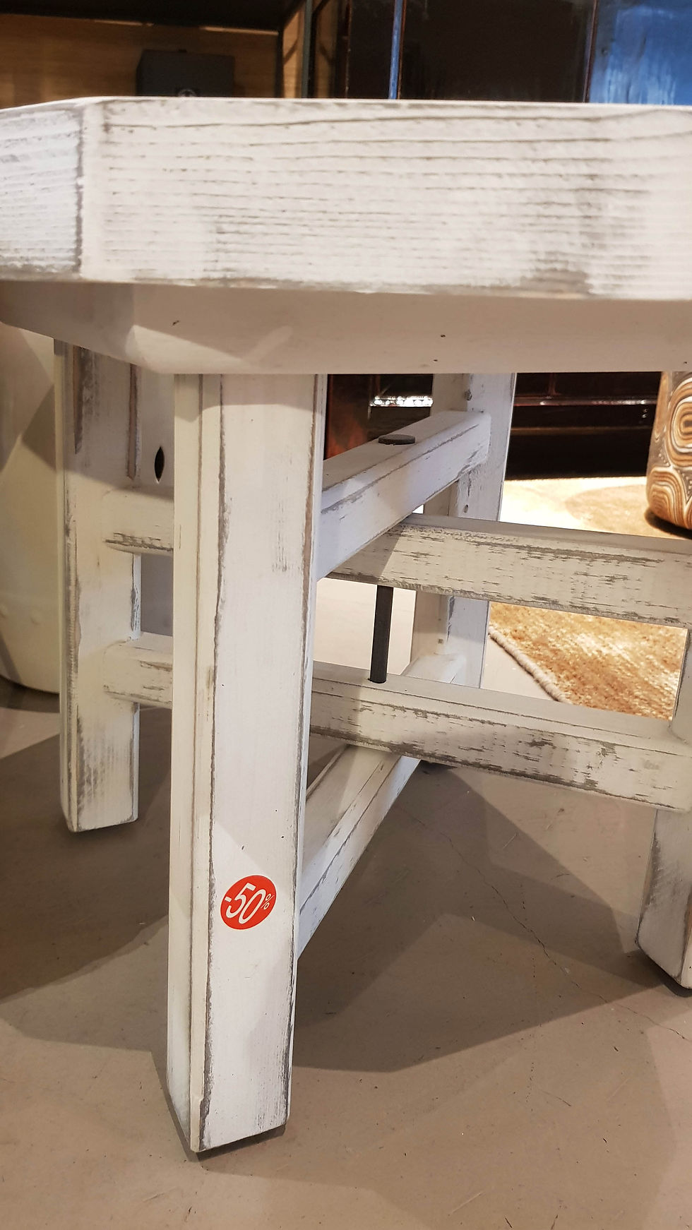 Thumbnail: Table en bois