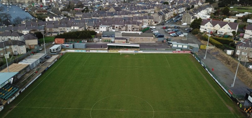 Caernarfon FC is a Welsh football club based in Caernarfon, Gwynedd. The club competes in the Cymru Premier, the top tier of Welsh football. The club was founded in 1937 and plays its home matches at The Oval, which has a capacity of 3,000. The club's colours are yellow and green. Caernarfon FC has won the Welsh Cup three times, in 1956, 1959 and 1986. The club also reached the first round of the UEFA Cup Winners' Cup in 1987, where they lost to Servette of Switzerland.