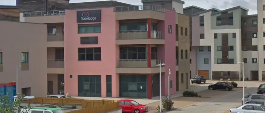 Travelodge, Travelodge caernarfon, Travelodge north wales, Travelodge gwynedd, airbnb caernarfon, where to stay in wales, where to stay in caernarfon, caernarfon hotels, hotels in gwynedd, visit caernarfon, visit caernmarfon ltd, visit wales, gwynedd, snowdon, hotels near snowdon, mount snowdon wales.